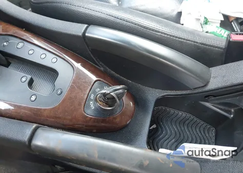 2010 Saab 9-3 z USA, uszkodzony, nr VIN YS3FA4CY7A1617707